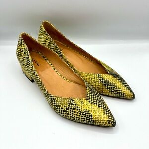 Ganni Yellow Snakeskin Leather Pointed Flats Size 37